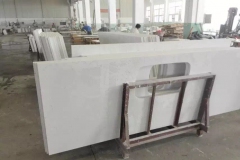 Natural-quartz-kitchen-island